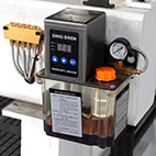  5 AXIS CNC ROUTER’S AUTOMATIC LUBRICATION SYSTEM
